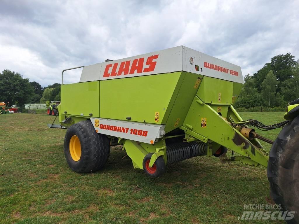 CLAAS Quadrant 1200 Baler dreptunghiular