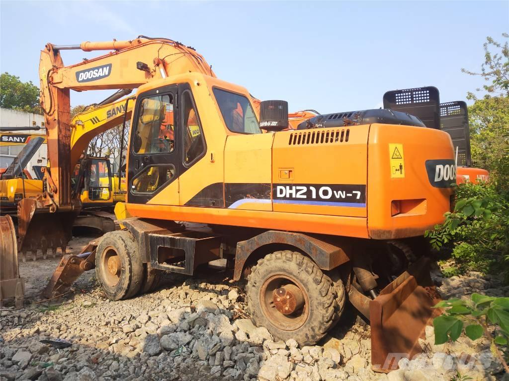 Doosan DH210W-7 Excavatoare cu roti