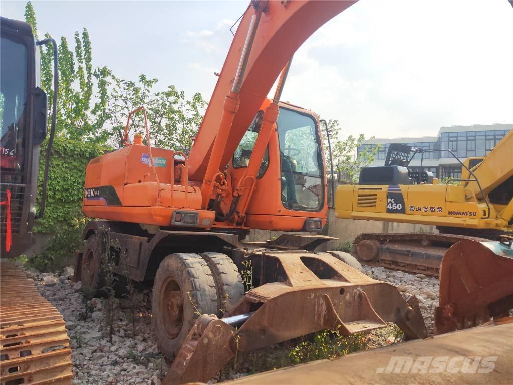 Doosan DH210W-7 Excavatoare cu roti