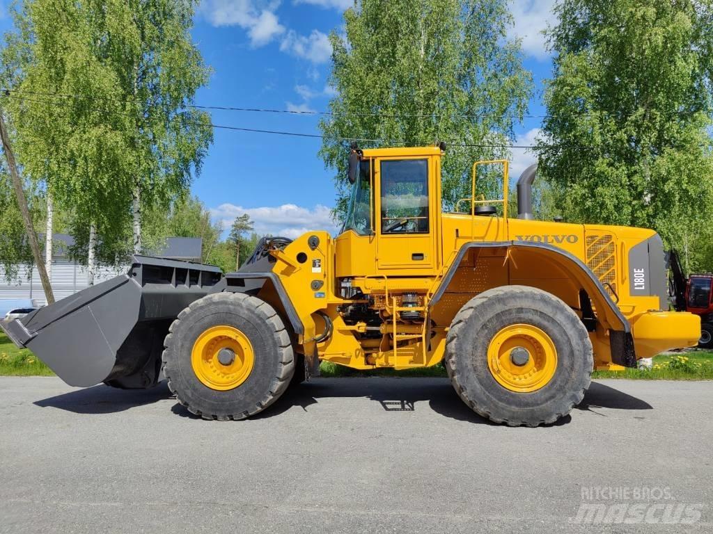 Volvo L 180 E Incarcator pe pneuri