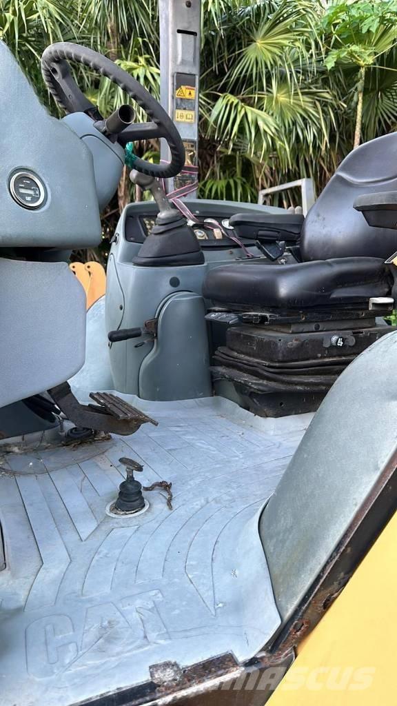 CAT 420 D IT Buldoexcavatoare