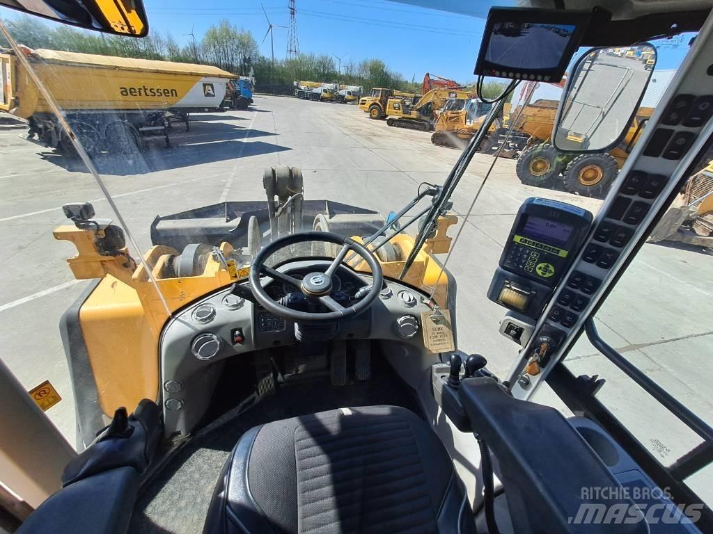 Volvo L150H (CDC) Incarcator pe pneuri