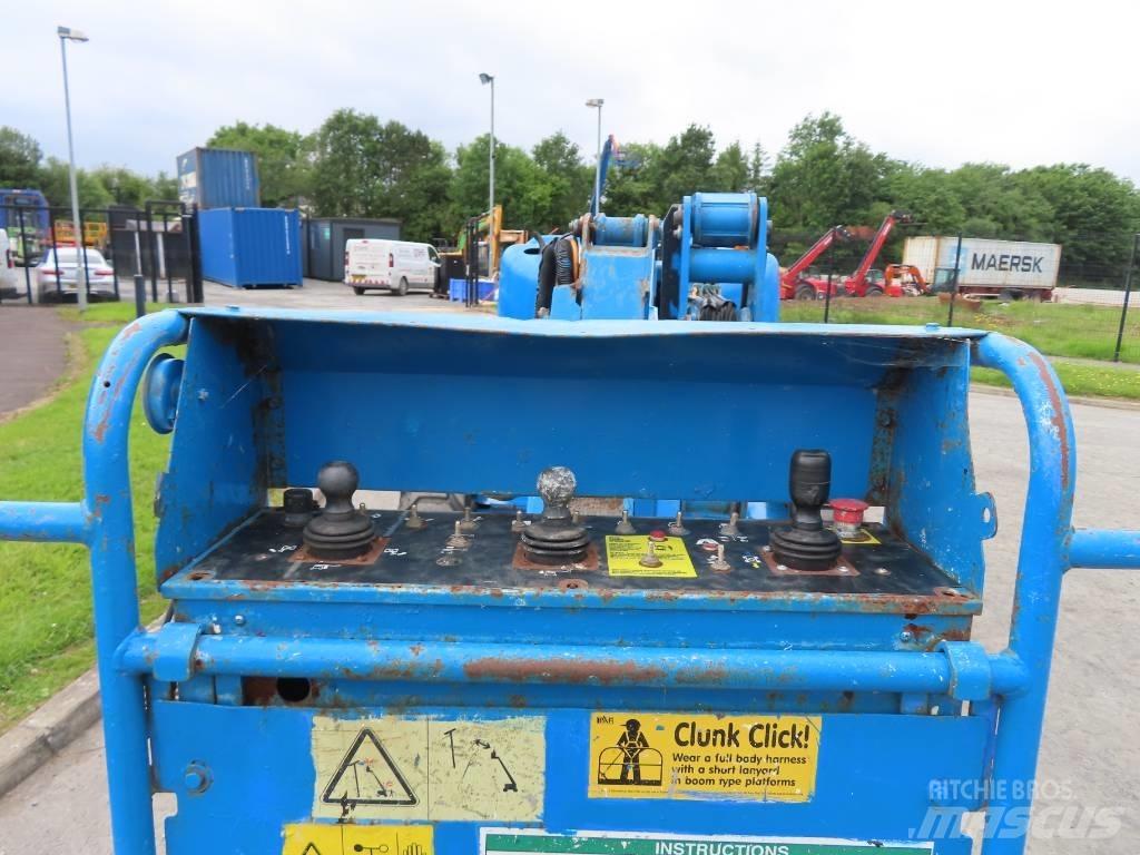 Genie Z 45/25 J Nacele cu brat articulat