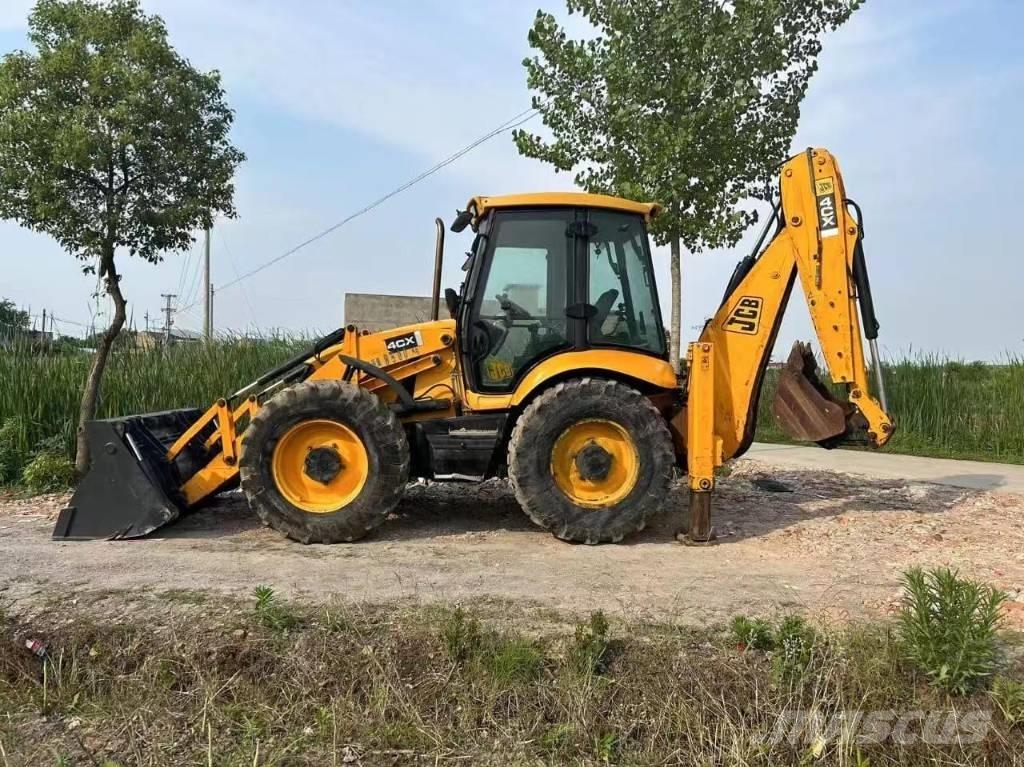 JCB 4 CX Buldoexcavatoare
