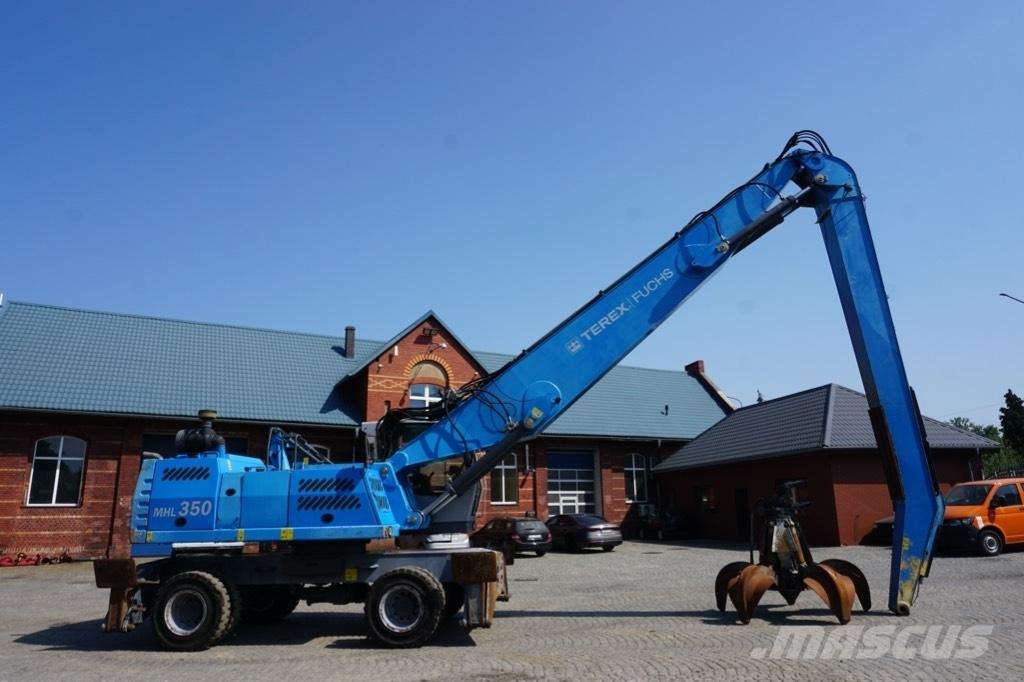 Fuchs MHL 350 Paleta de manipulare