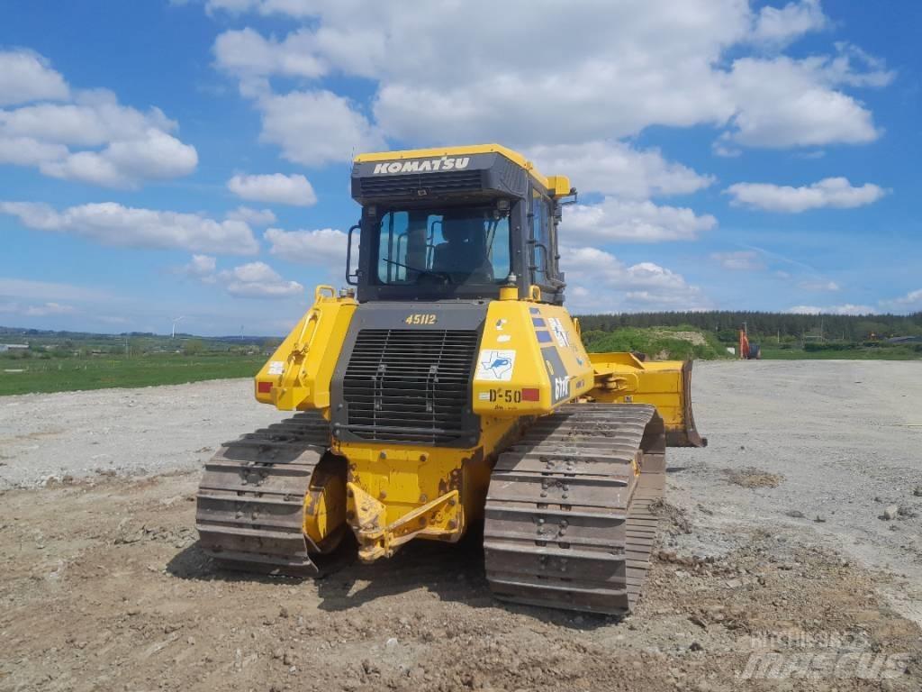 Komatsu D61 PX-24 Buldozere pe senile