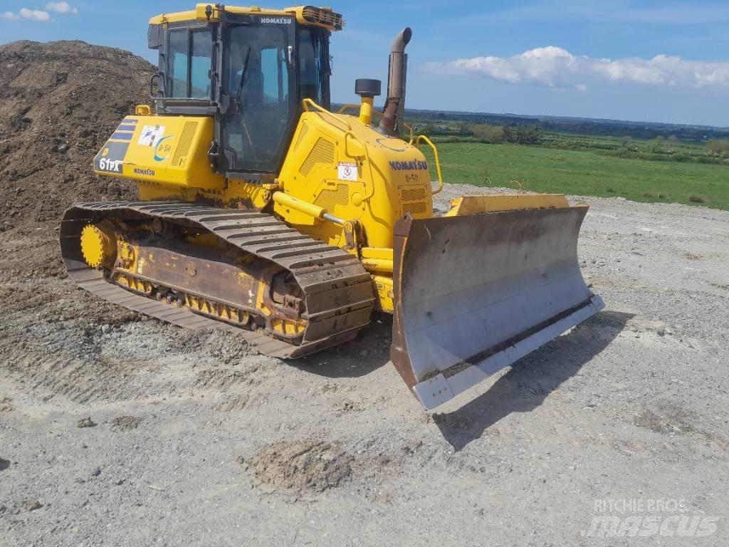 Komatsu D61 PX-24 Buldozere pe senile