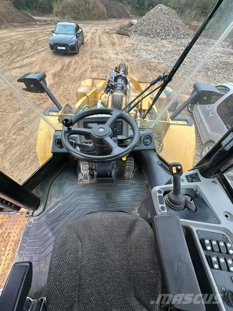 CAT 950 GC Incarcator pe pneuri