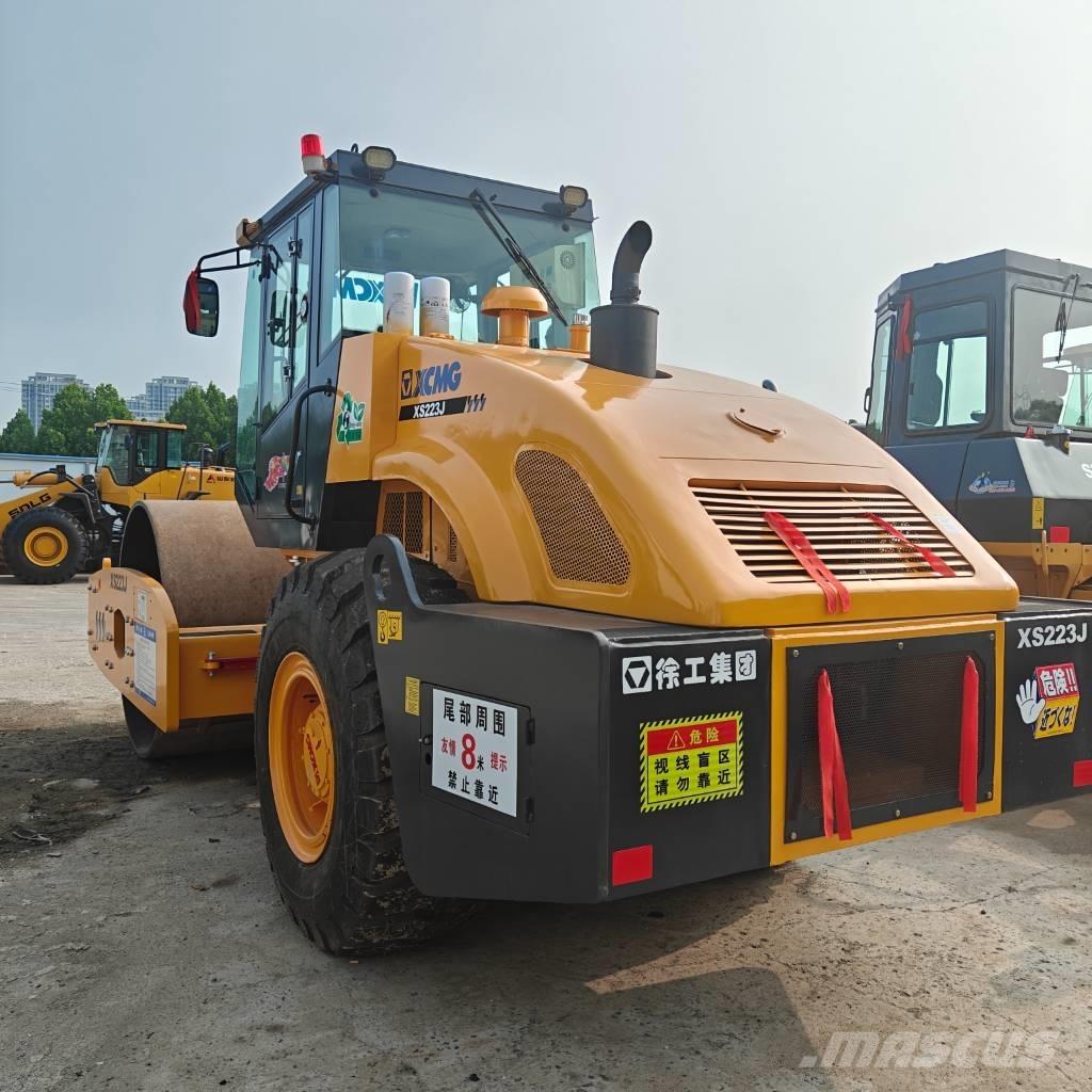 XCMG XS 223 J Compactoare monocilindrice