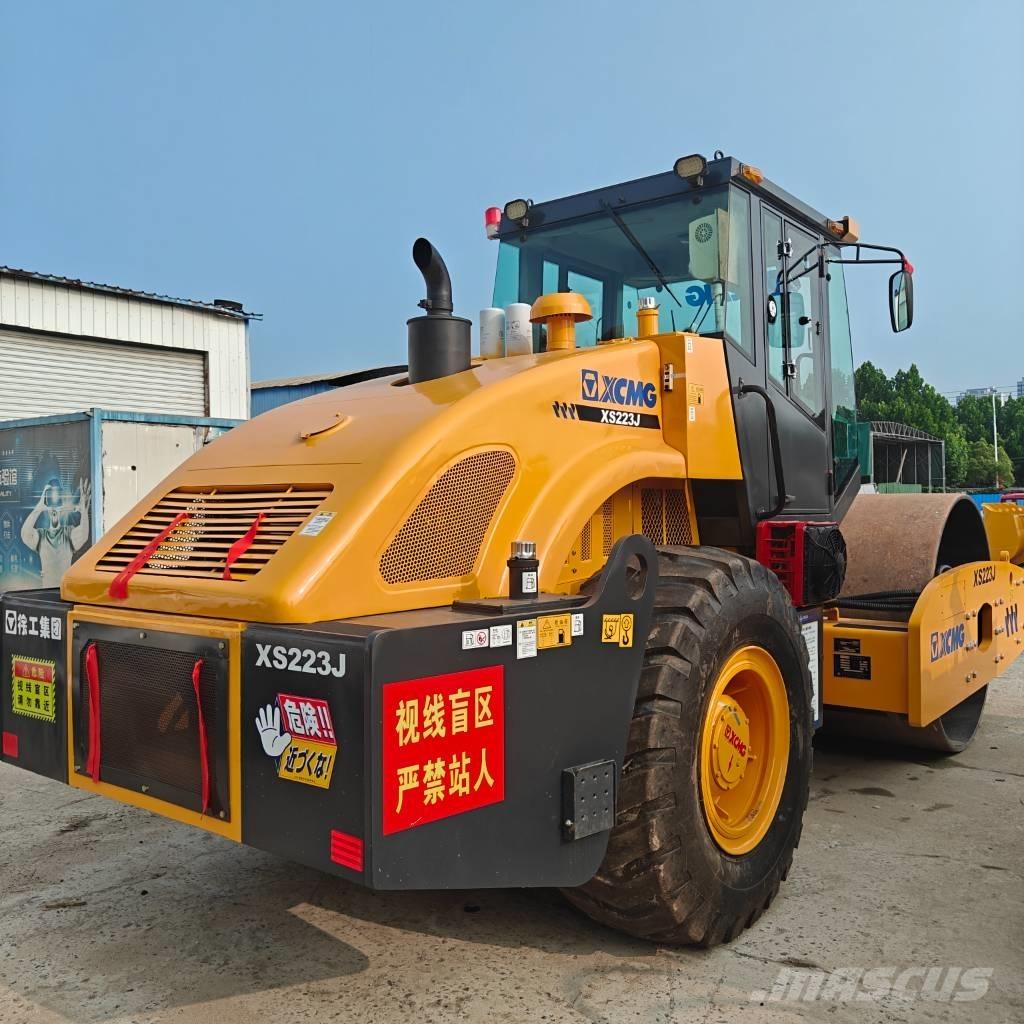 XCMG XS 223 J Compactoare monocilindrice