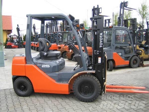Toyota 02-8FG25 Stivuitor GPL