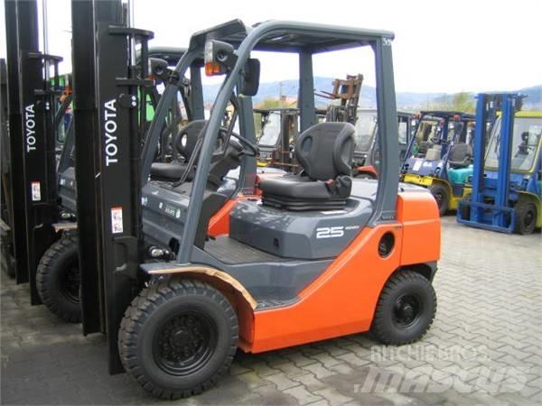 Toyota 02-8FG25 Stivuitor GPL
