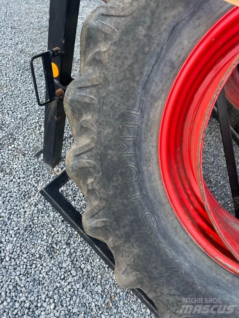 Stomil 20.8 R 38 Roti
