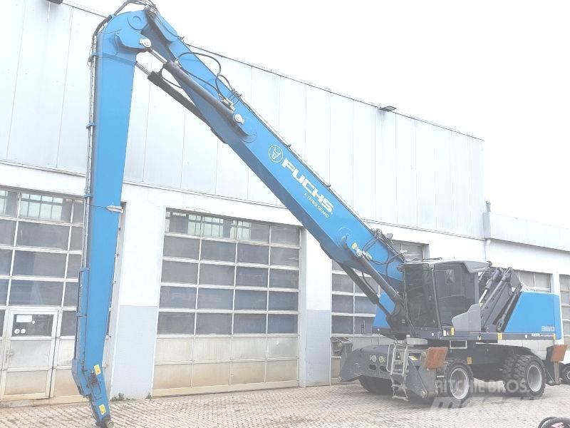 Fuchs MHL 360 F Paleta de manipulare