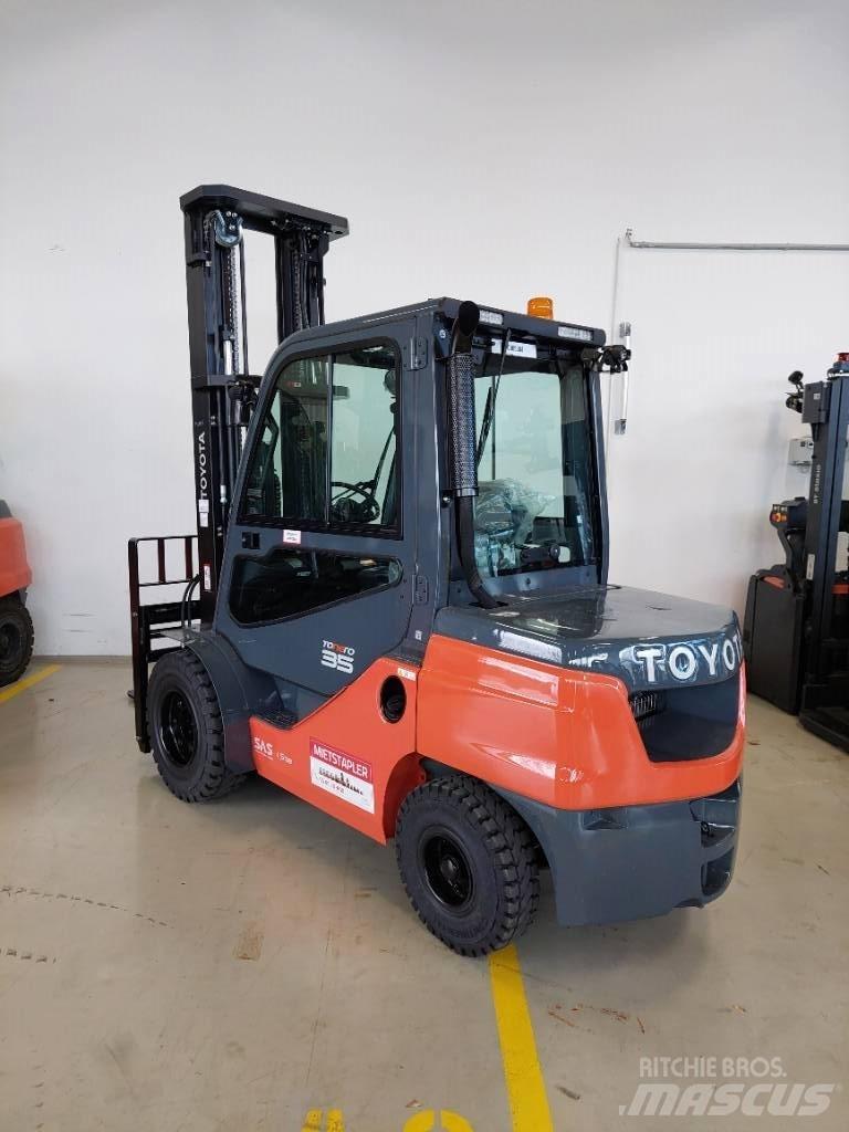Toyota 52-8 FDJF 35 Stivuitor diesel