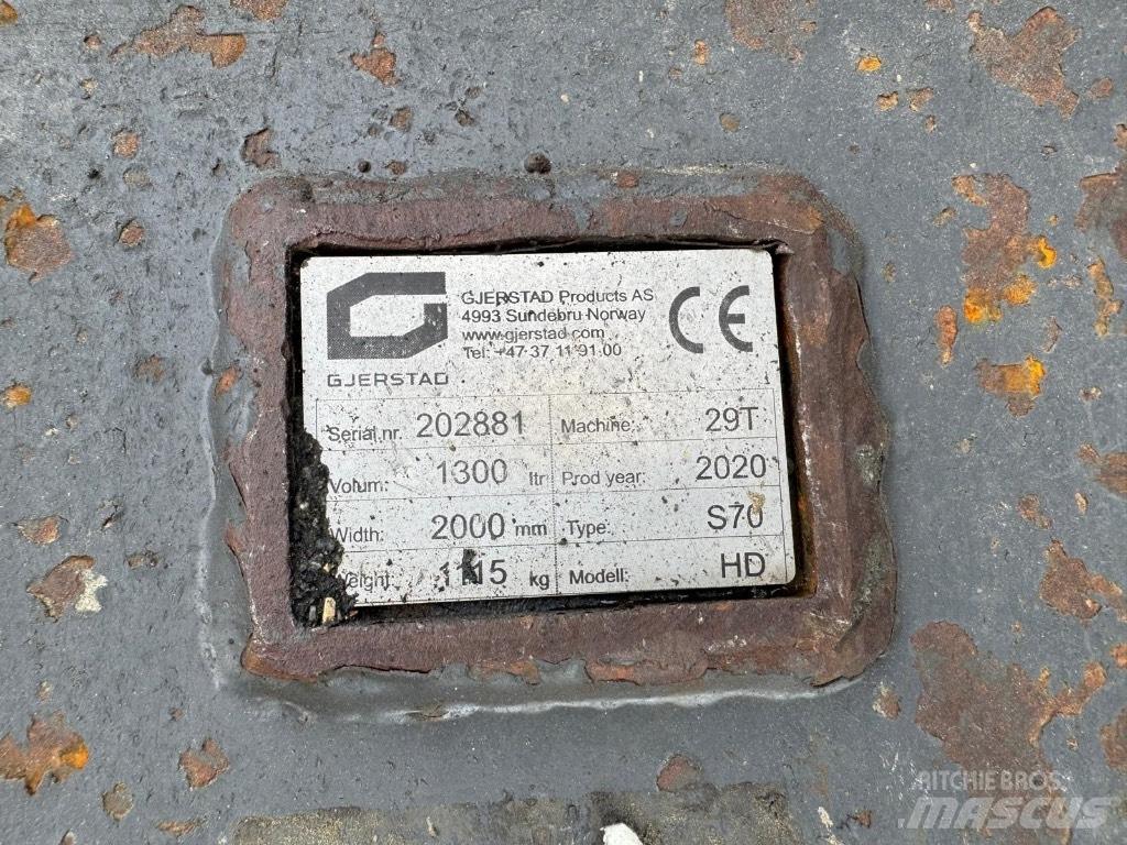 Volvo ECR 235 E Excavatoare pe șenile
