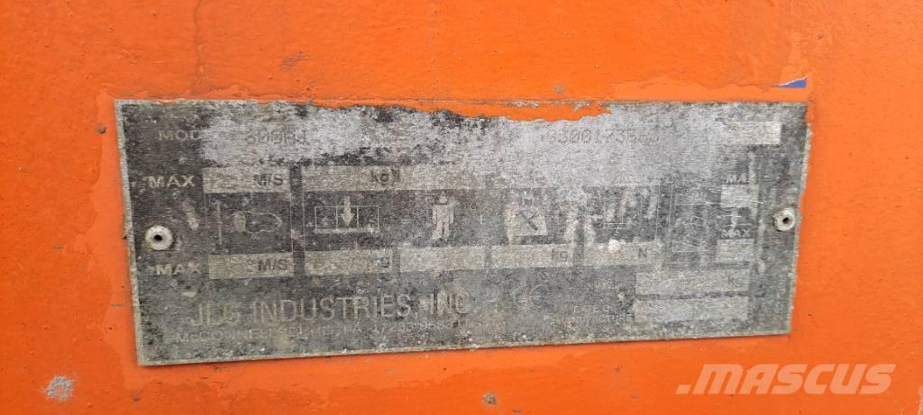 JLG 600AJ Nacele cu brat articulat