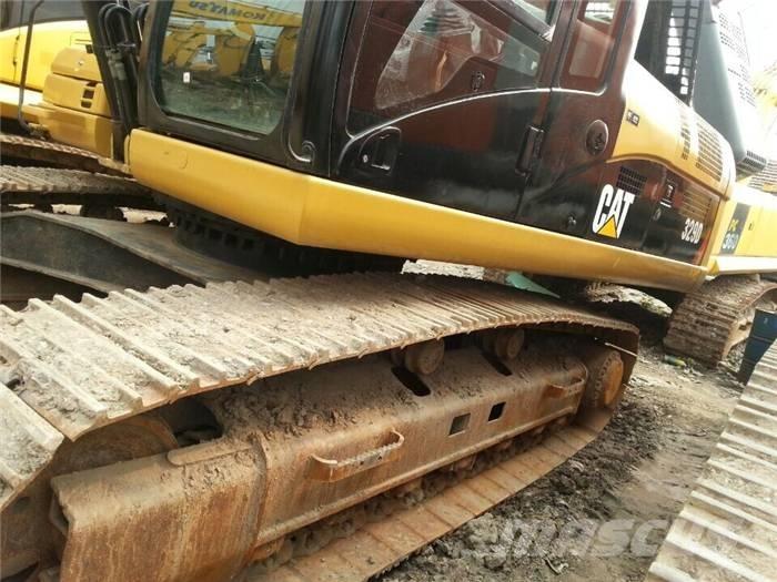 CAT 329 D Excavatoare pe șenile
