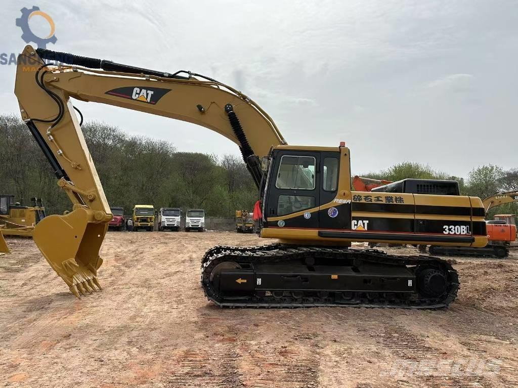 CAT 330 B Excavatoare pe șenile
