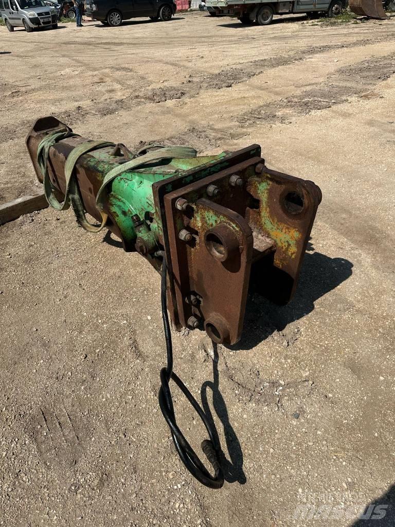 Montabert V 32 Ciocane / Concasoare