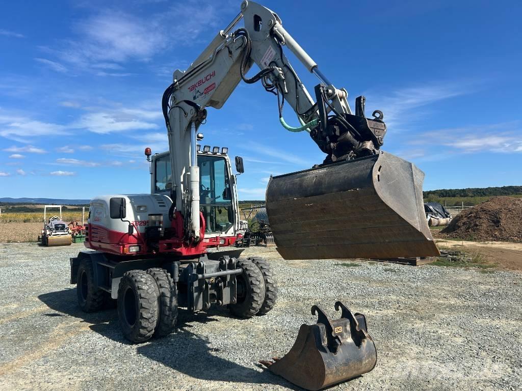 Takeuchi TB 295 W Excavatoare cu roti
