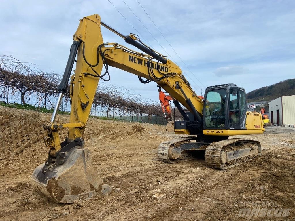 New Holland E245 Excavatoare pe șenile
