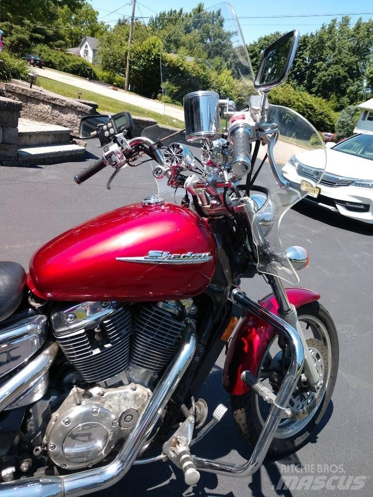 Honda VT1100 Barje si pontoane