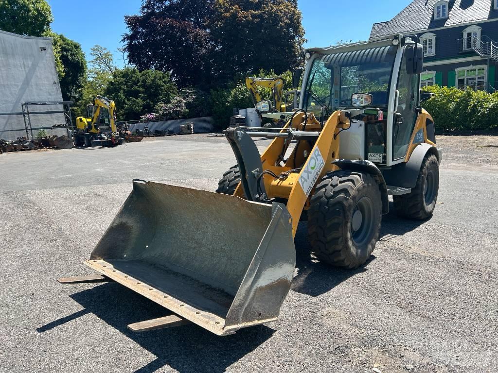 Liebherr L 506 Incarcator pe pneuri