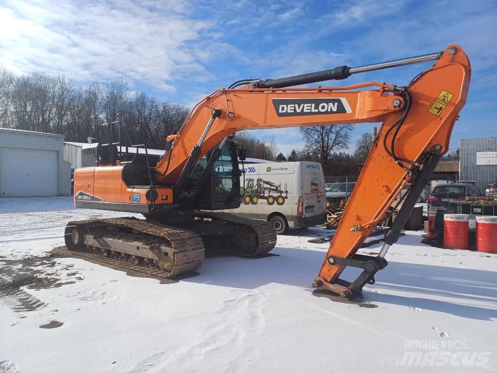 Develon DX 210 LC-7 Excavatoare pe șenile
