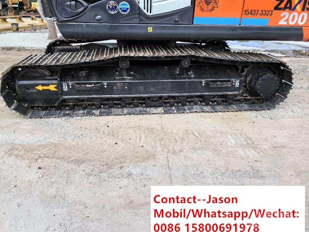 Hitachi ZX 200 Excavatoare pe șenile
