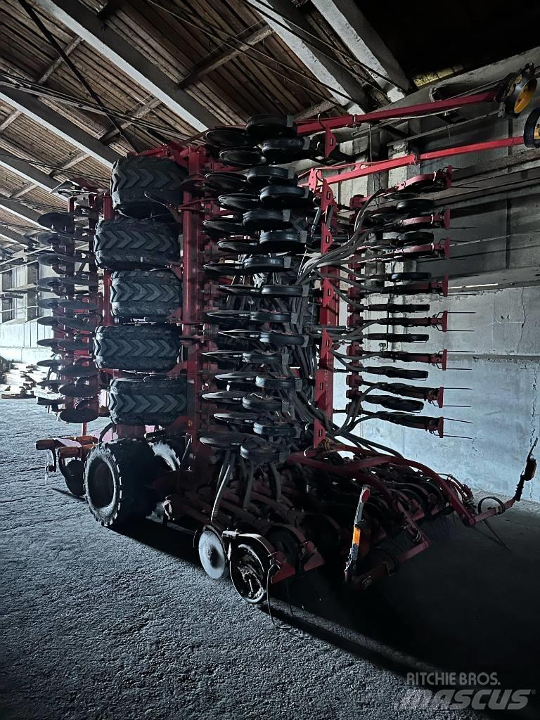 Väderstad Spirit800S Perforatoare