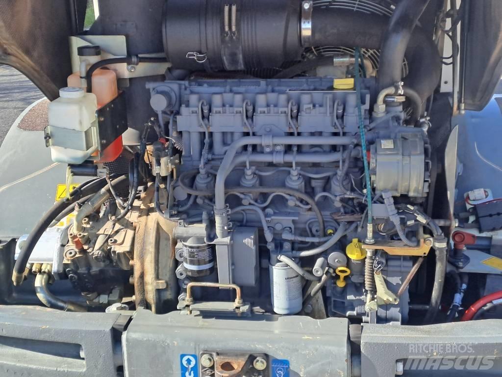Liebherr 507 Incarcator pe pneuri