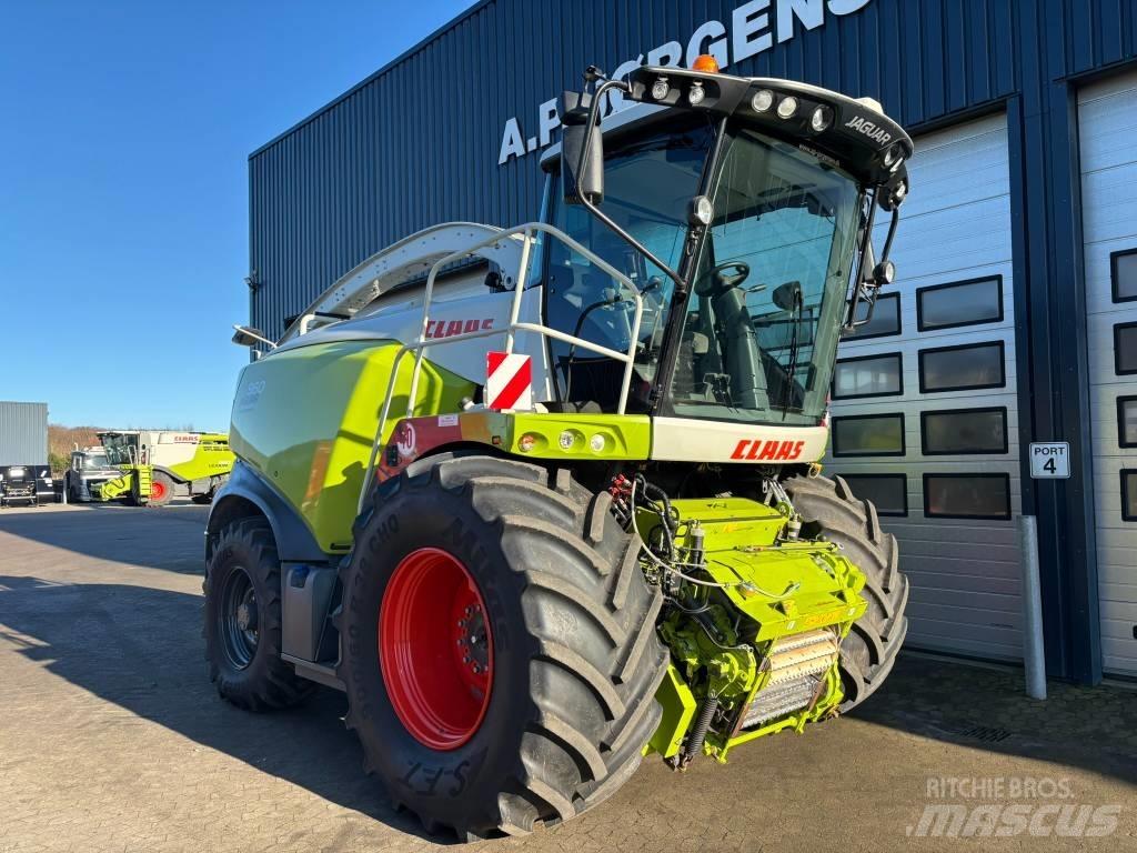 CLAAS Jaguar 960 4WD Forajere cu autopropulsare