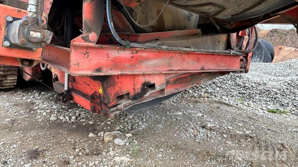 Terex Finlay 883 Dispozitive mobile de cernut