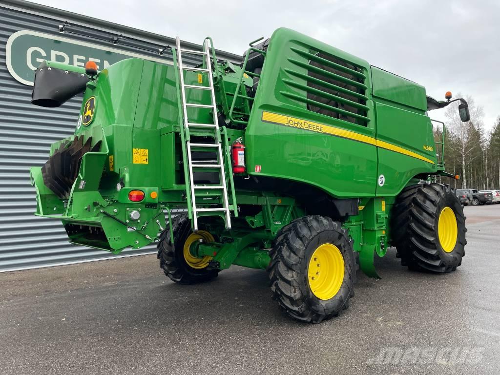 John Deere W 540 Combine de secerat