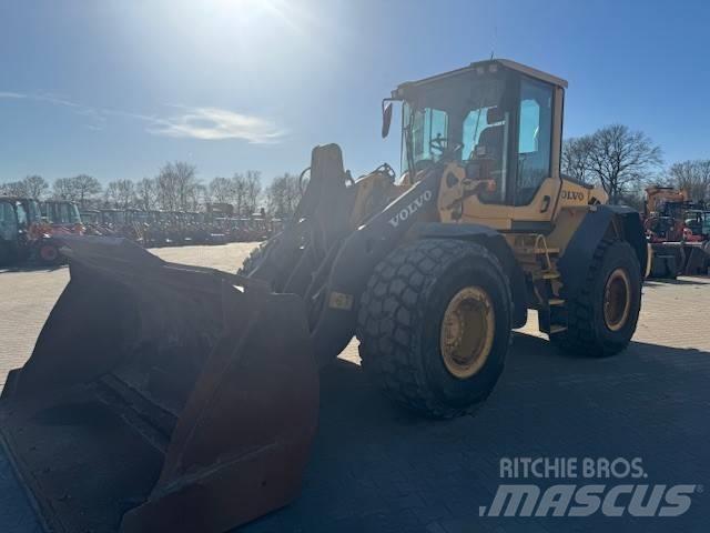 Volvo L 90 F Incarcator pe pneuri