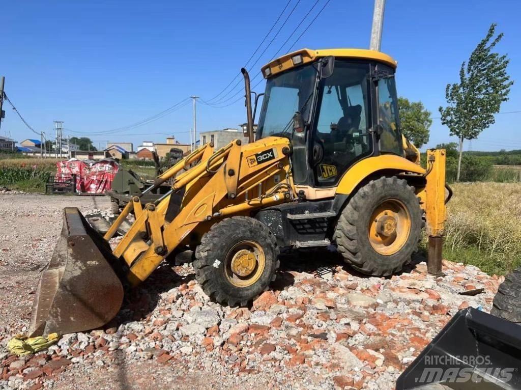 JCB 3 CX Buldoexcavatoare