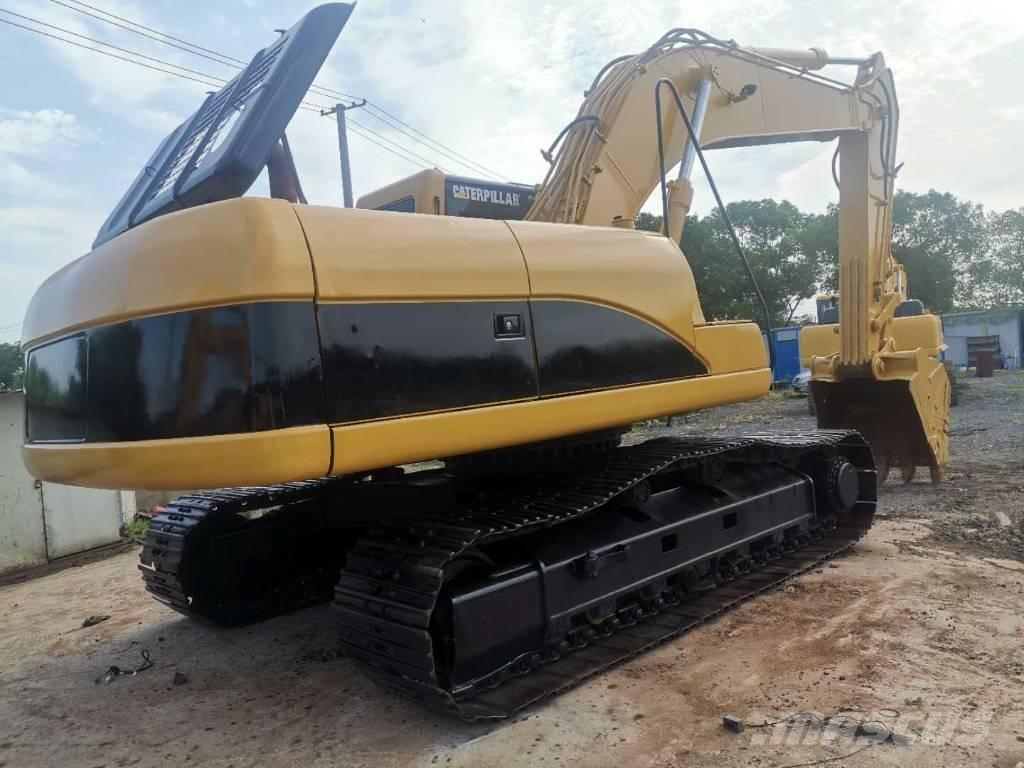 CAT 325C Excavatoare pe șenile
