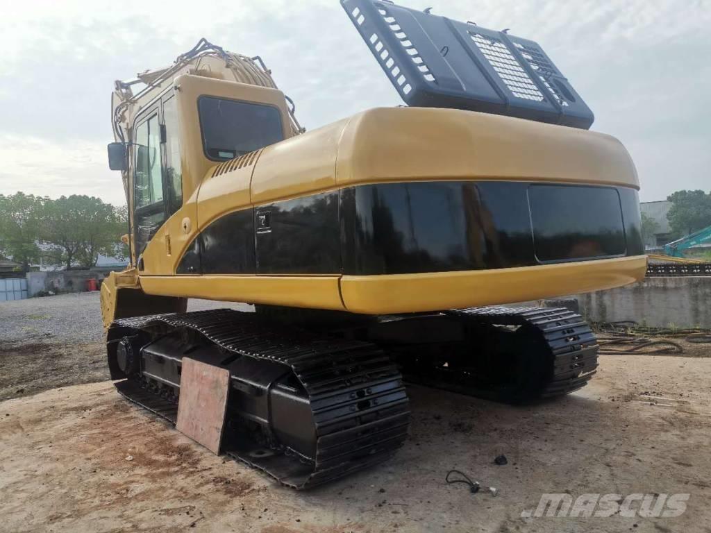 CAT 325C Excavatoare pe șenile
