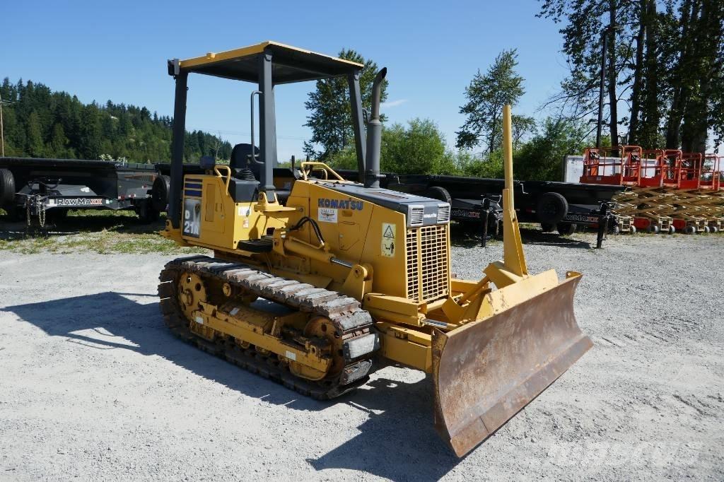 Komatsu D21A-8 Buldozere pe senile