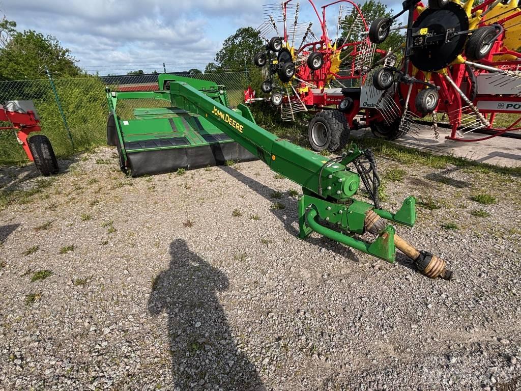 John Deere 730 Cositoare de iarba cu umidificator