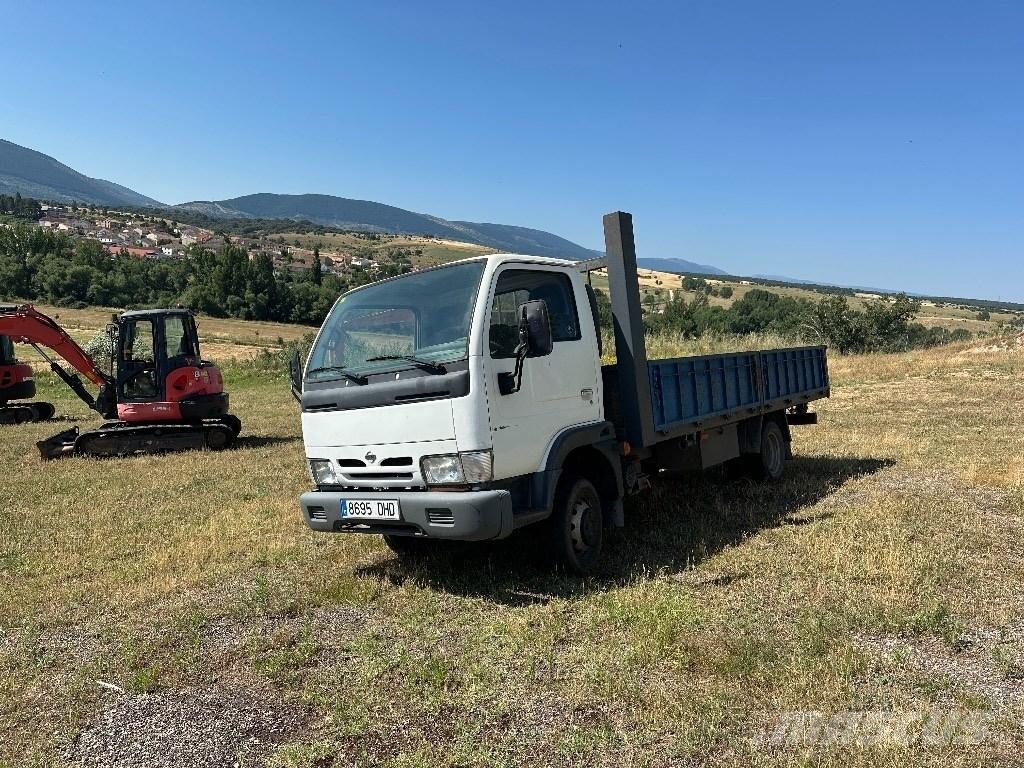 Nissan CABSTAR 35.13 Platforme aeriene montate pe remorca