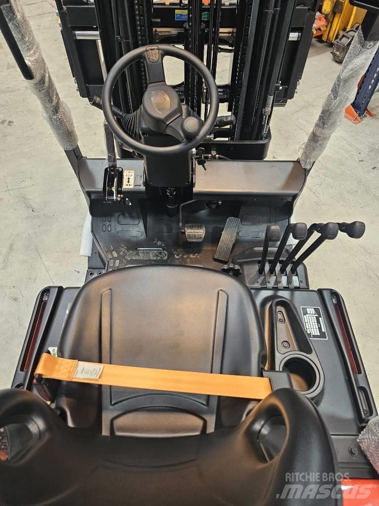EP CPD15TVL Stivuitor electric