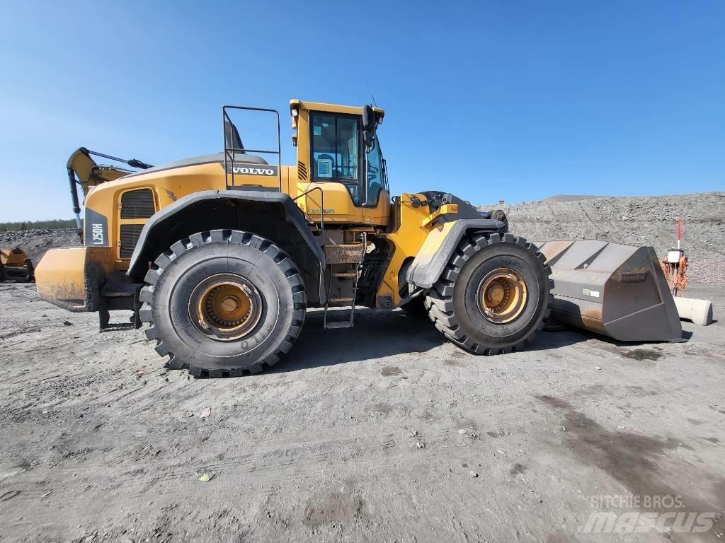 Volvo L 250 H Incarcator pe pneuri