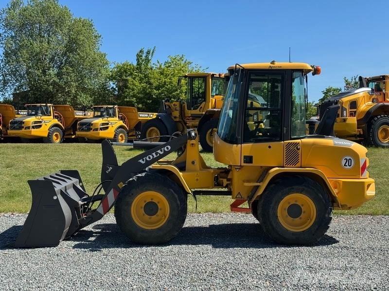 Volvo L 35 G Incarcator pe pneuri