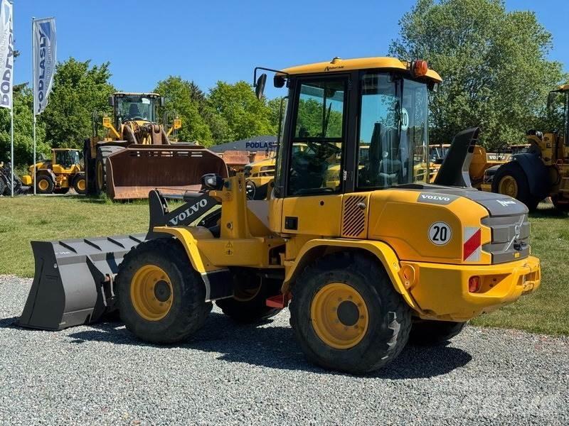 Volvo L 35 G Incarcator pe pneuri