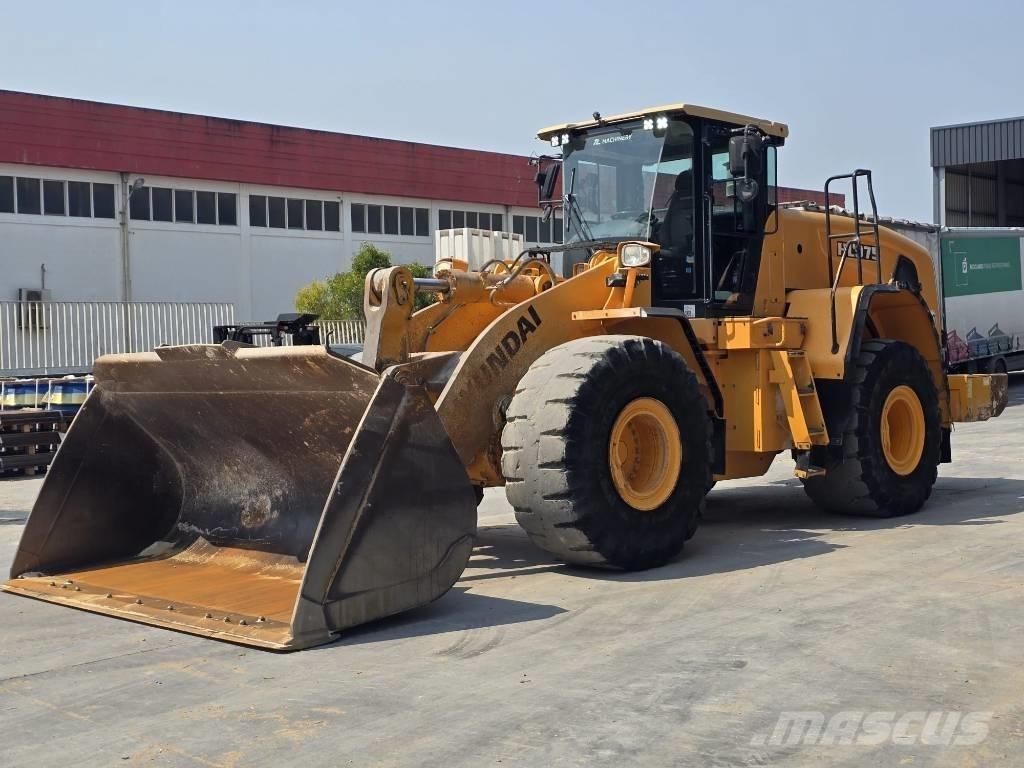 Hyundai HL 975 Incarcator pe pneuri