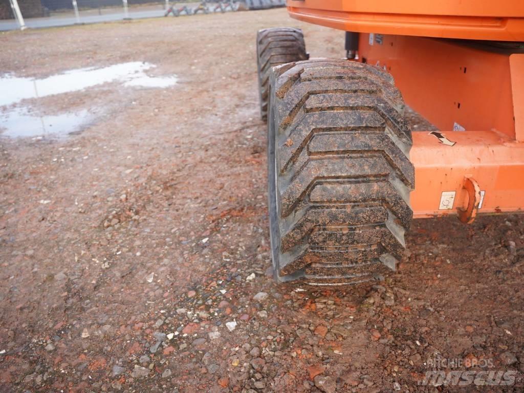 JLG 520 AJ Nacele cu brat articulat