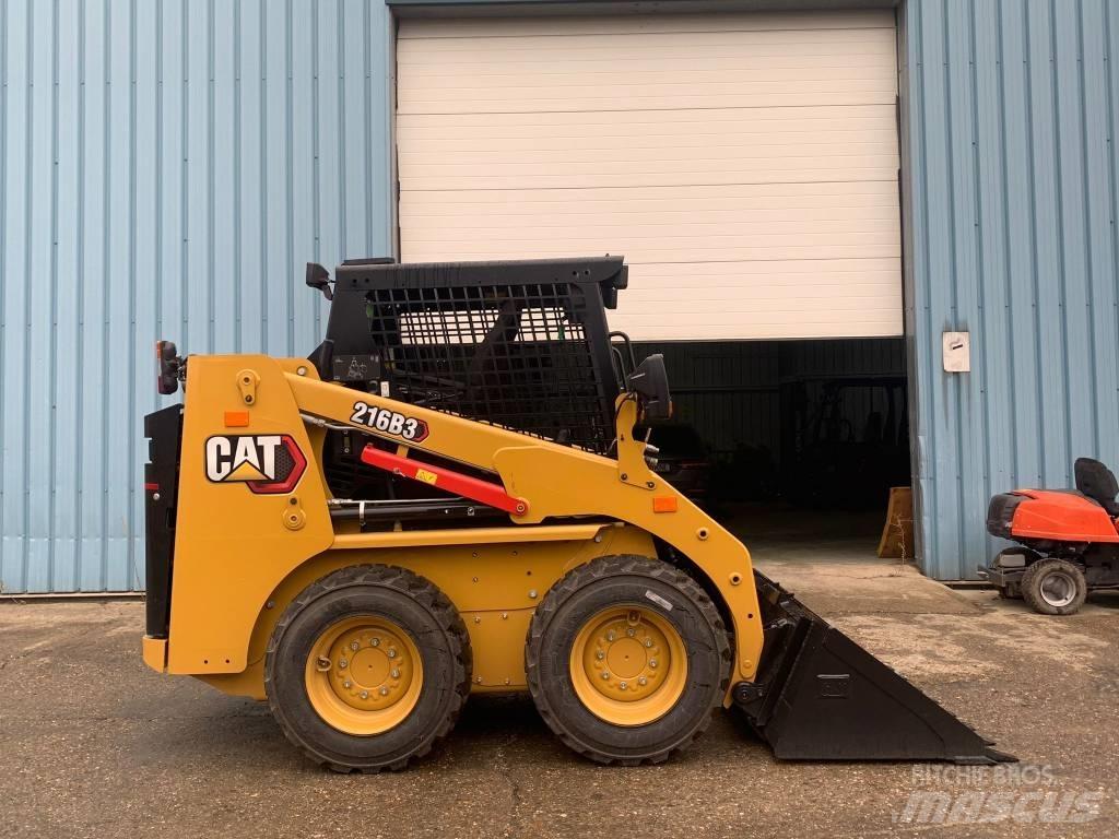 CAT 216 B 3 Mini incarcatoare