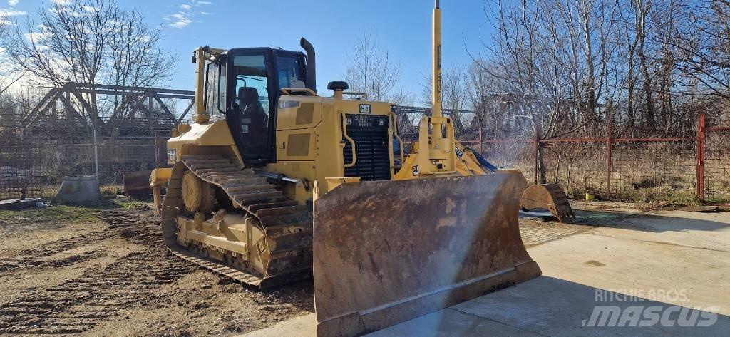 CAT D 6 N XL Buldozere pe senile
